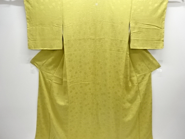 花亀甲模様織り出し一つ紋色無地着物